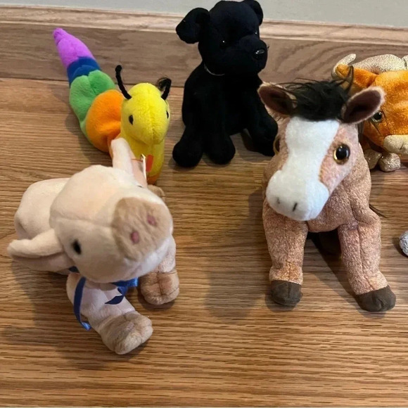 TY Beanie Babies - Lot of 8 Pig Horse Caterpillar Ox Dog Army Bear - Picture 2 of 10